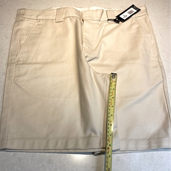 NEW Dickies MEN Cobden Short With Tags Size 34 Cream ⭐️⭐️⭐️⭐️ - Picture 8 of 17